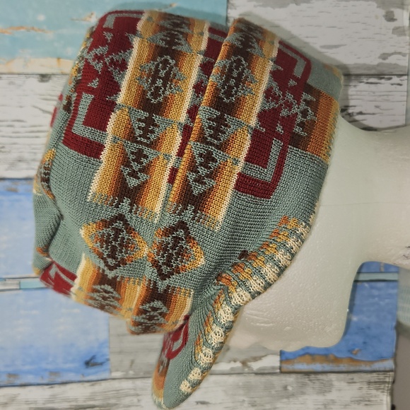 Pendleton Knit Hat Cap Tall with Brim Merino 100%Wool Red Southwestern Style - Picture 3 of 10